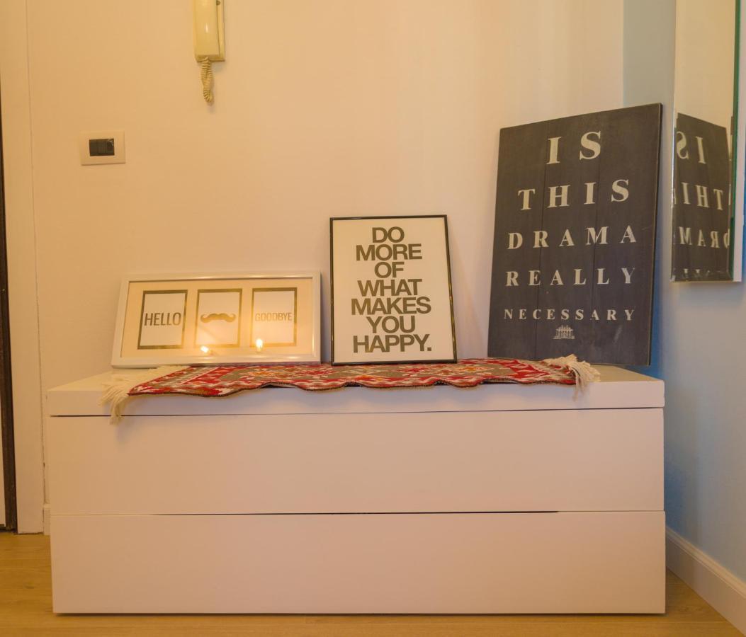 Bright Apartment Close To City Center Тирана Екстериор снимка