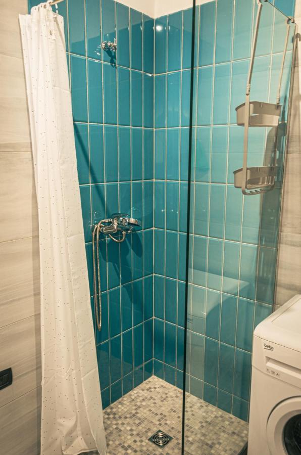 Bright Apartment Close To City Center Тирана Екстериор снимка